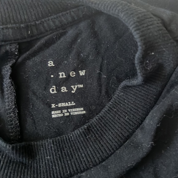 Little black dress - Picture 2 of 3